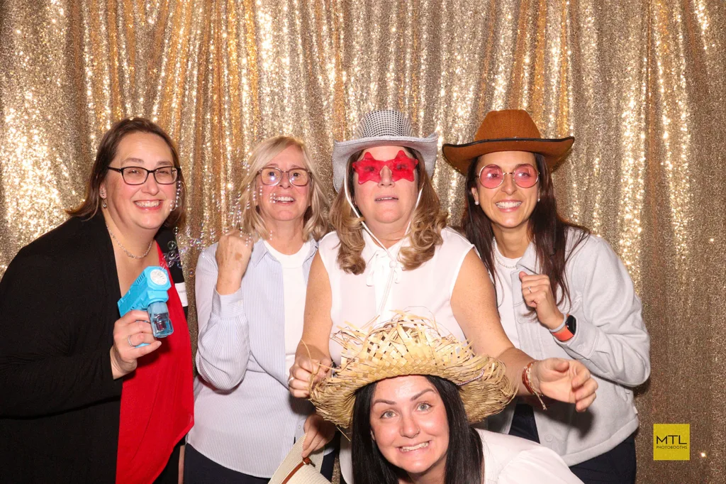 Photo souvenir du photobooth — Vins et Fromages 2025